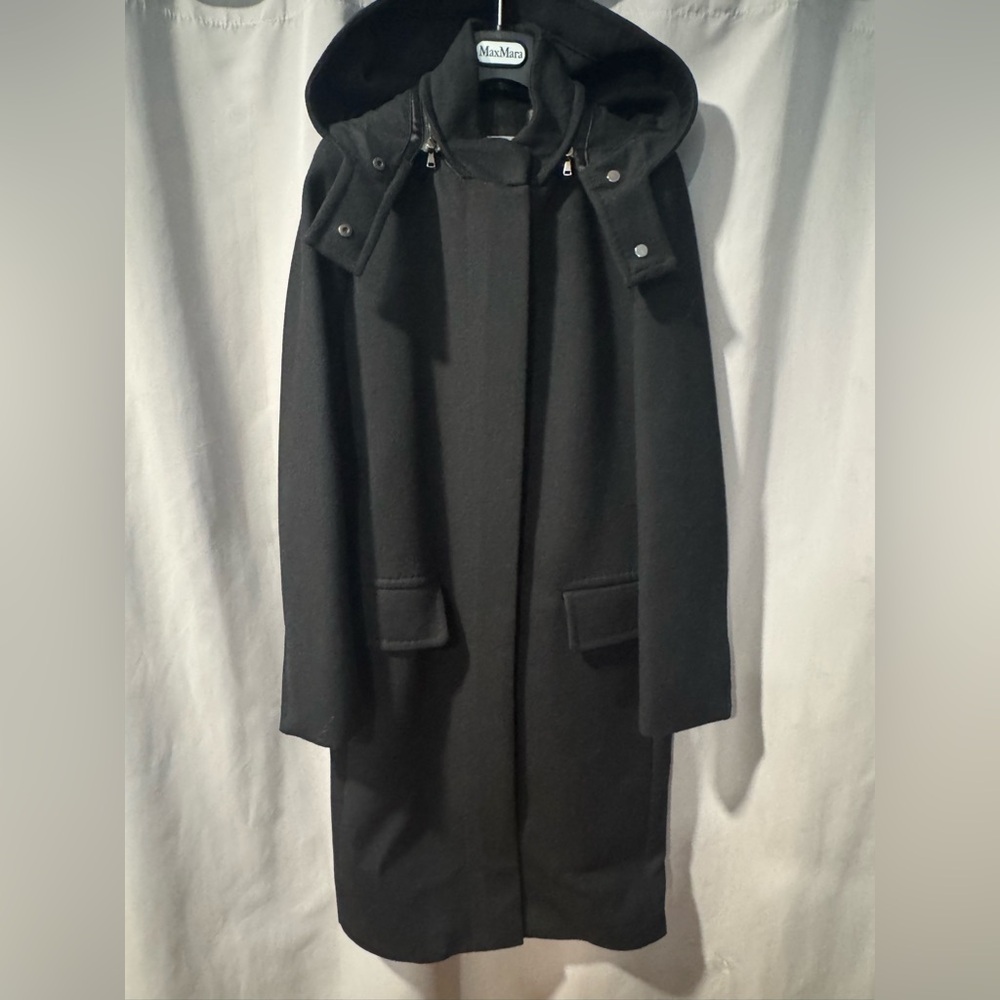 MaxMara Wool/Cashmere Coat - Picture 2 of 5